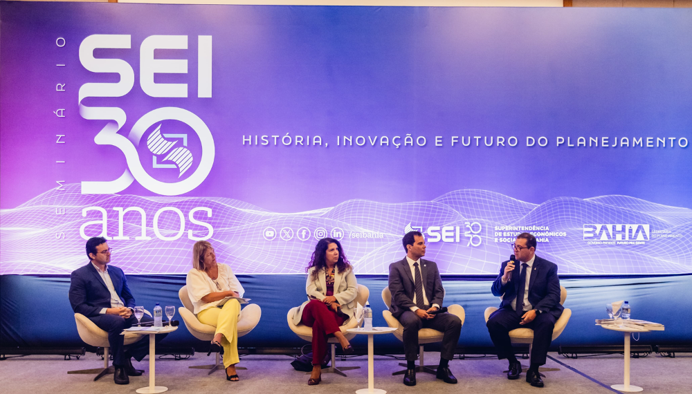 Capa da notícia: IPEDF marca presença no seminário SEI 30 Anos: História, Inovação e Futuro do Planejamento